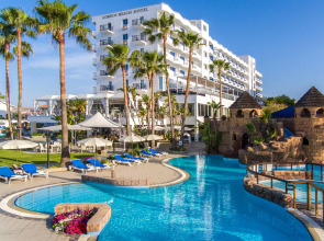 Lordos Beach Hotel & Spa