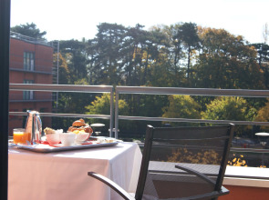 Crowne Plaza Lyon - Cité Internationale by IHG