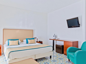 Mediterranea Hotel & Convention Center