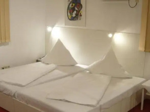 Relax Hotel & SPA Stuttgart