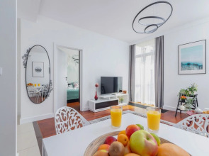 Apartment Lobzowska Cracow by Renters