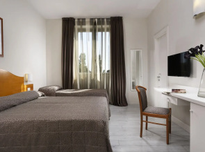 Isola Sacra Rome Airport