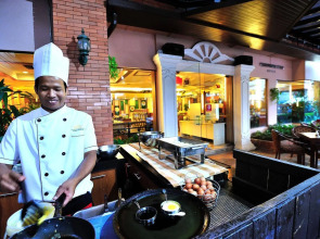 Chiang Mai Gate Hotel