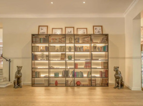 Отель Lisboa Plaza - Avenida, a Lisbon Heritage Collection