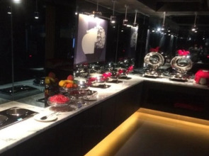 Jin Jiang Inn Xian Jade Auspicious Door Station Qingyang Shop Building