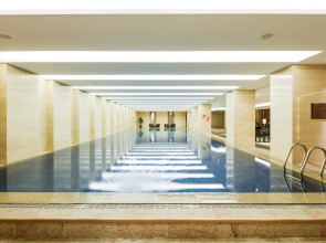 Lee Garden Service Apartment