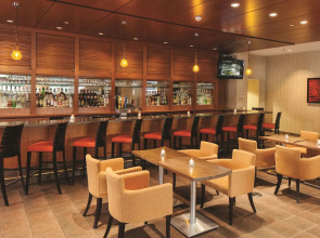 DoubleTree by Hilton Boston - Downtown