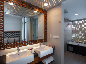 Cinnamon Bey Beruwala