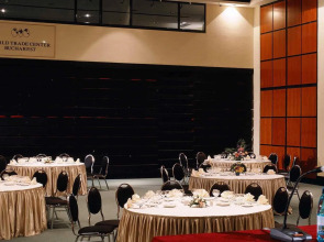 Отель Pullman Bucharest World Trade Center