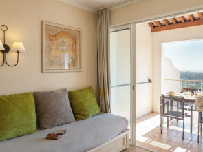 Hôtel Résidence Pierre & Vacances Les Restanques du Golfe de Saint-Tropez