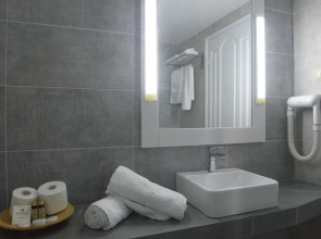 Aristoteles Holiday Resort & Spa