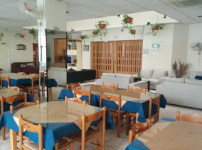 Mariela Hotel Apartments