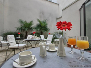 Le Parisis Paris Tour Eiffel