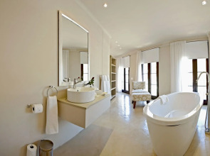 Rouge on Rose Boutique Hotel