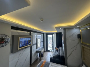 Taksim Larissa Hotel Suites