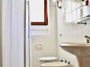 Residence with pool on the promenade