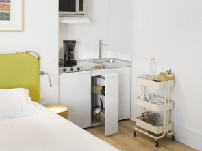 Lisbon Serviced Apartments - Ascensor da Bica