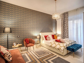 White Mirror  Apartment