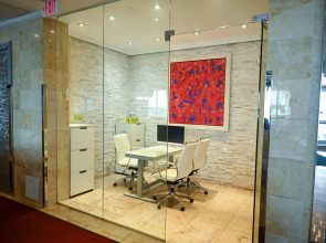 Ramada by Wyndham North Bergen