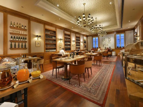 Marrol's Boutique Hotel