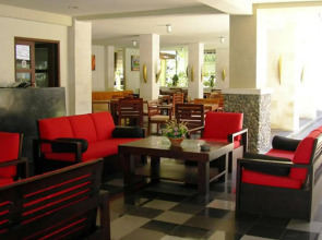 Fourteen Roses Beach Hotel