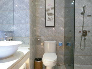 Paco Hotel Tiyuxilu Metro Guangzhou-Free Shuttle Bus during Canton Fair