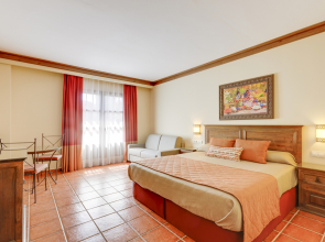 Отель PortAventura El Paso - Theme Park Tickets Included