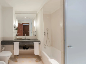 Terra Nostra Garden Hotel