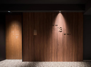 Отель Bespoke Shinsaibashi