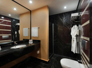 Siam Elegance Hotels & Spa