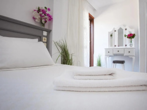 Papermoon Hotel & Apartments