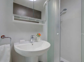 Adelasia 01 - Shared Pool and Parking