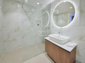 Luxury Hotel Riva - Budva