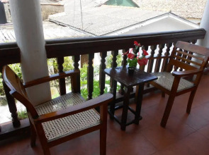 Mrs Wijenayake's Beach Haven Guest House