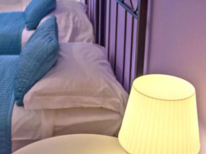 B&B I Am Here Central Station