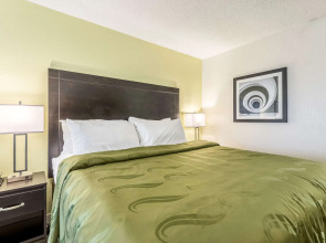 Quality Inn Palm Beach International Airport