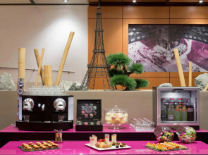 Отель Mercure Paris Centre Tour Eiffel 