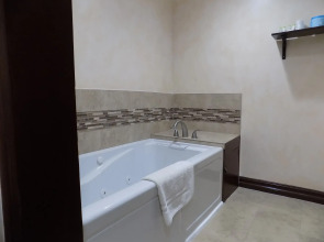 Nite Inn - Walking Distance to Universal Studios Hollywood