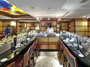 Leonardo Royal Hotel London City