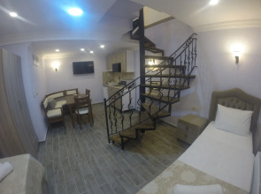 Harbour Suites Old City