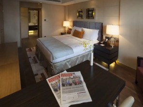 Lee Garden Service Apartment