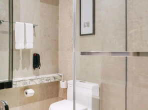 Renaissance Shanghai Zhongshan Park