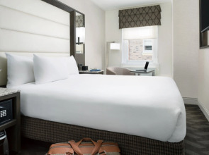 Отель Hilton Boston Park Plaza