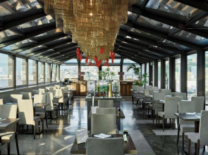 De Bonart Naples, Curio Collection by Hilton