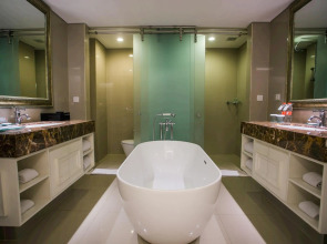 Hotel Santika Seminyak