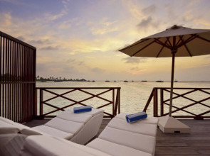 Safari Island Resort