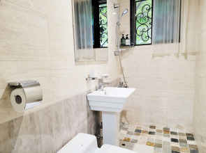 Mt Seorak the East Sea and Hot spring