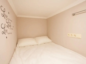 Capsule Hotel InterQUBE Chistye Prudy