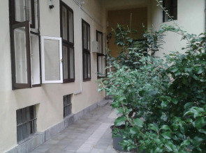 Amber Gardenview Studios