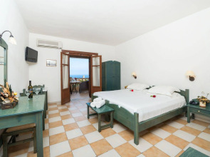 Sea View Village - Studios & Apartments